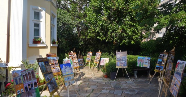 Читалище “Искра“ запази старите къщи на Казанлък във фотоси