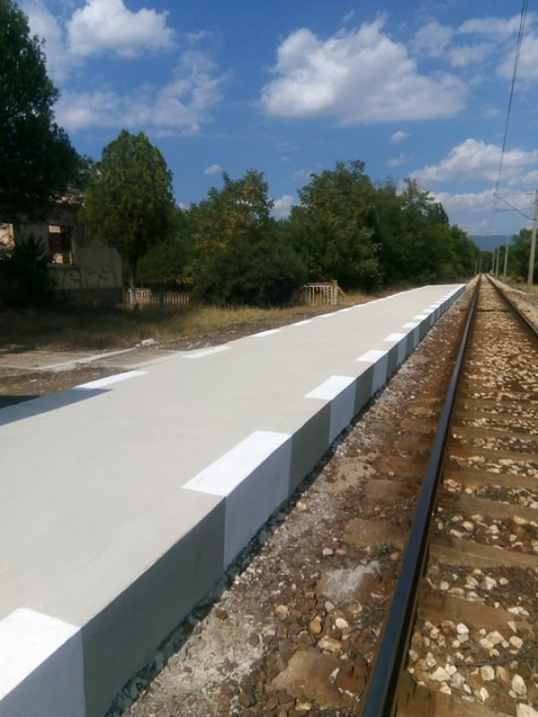 Ремонти кипят в китното селце Голямо Дряново