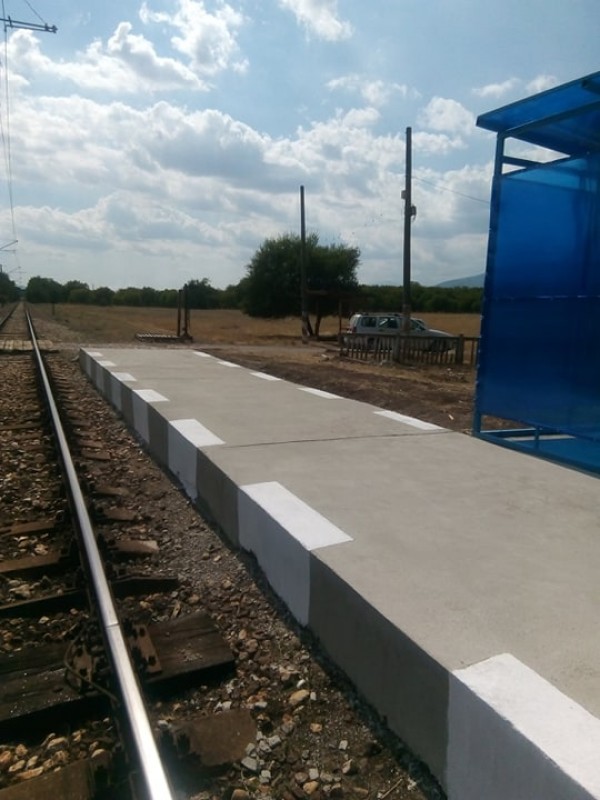 Ремонти кипят в китното селце Голямо Дряново