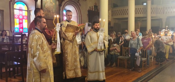 10-годишен бе подстриган за иподякон от митрополит Киприан в Казанлък на Голяма Богородица