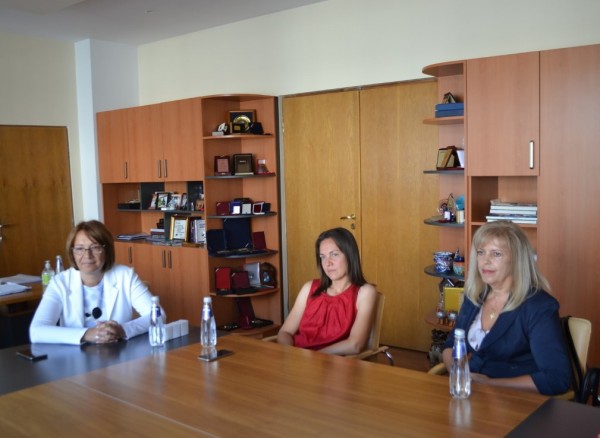 Кметът пожела успех на новите директори на 3-те най-големи детски градини в Казанлък