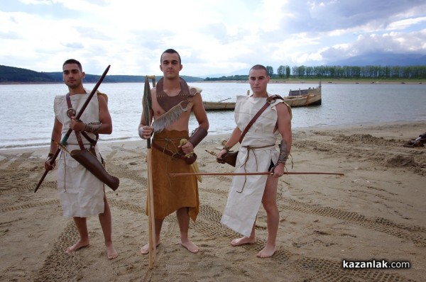 Птицеглавият кораб и тракийски войни бяха официално представени на яз. Копринка