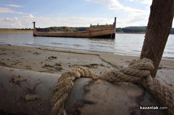 Птицеглавият кораб и тракийски войни бяха официално представени на яз. Копринка