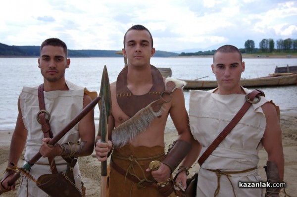 Птицеглавият кораб и тракийски войни бяха официално представени на яз. Копринка