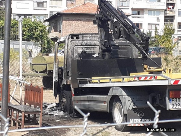 Новият паяк изгоря напълно тази нощ