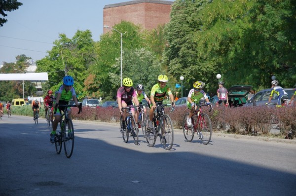 “Лястовиците“ отново изгряха на чело в колоездачно състезание 