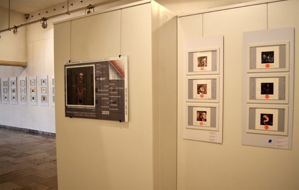 Художници от пет континента участваха в изложбата  „Минипринт”