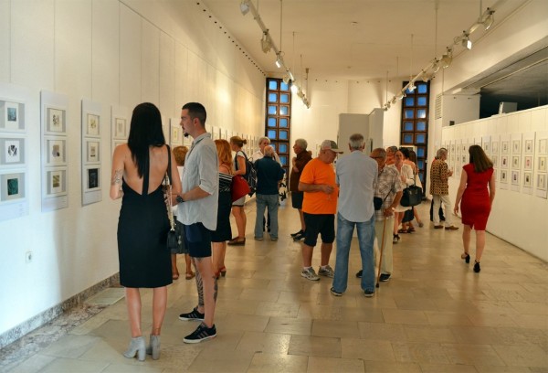 Художници от пет континента участваха в изложбата  „Минипринт”