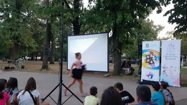 Големият интерес за филма „Доза щастие“ напълни Розариума