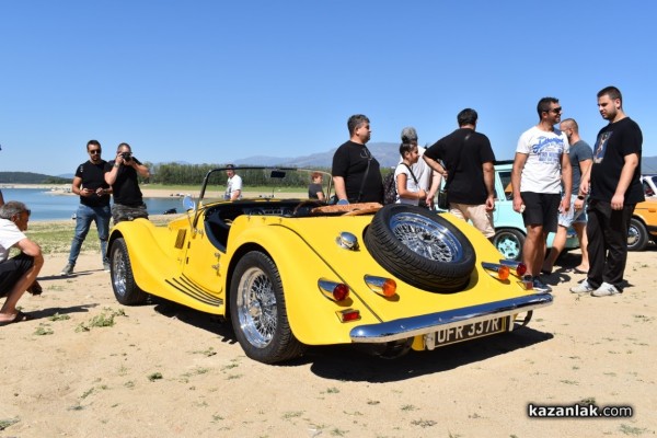 Ретро красавици събираха погледите на яз. Копринка днес