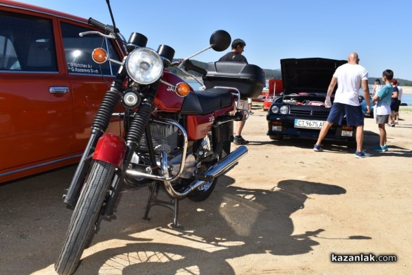 Ретро красавици събираха погледите на яз. Копринка днес