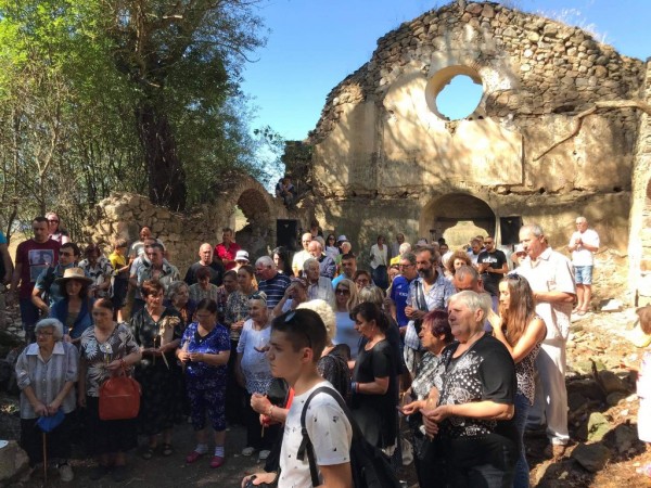 Митрополит Киприан отслужи празничен молебен в Потопената църква на с.Виден