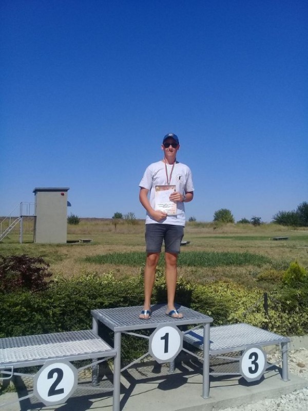 Отборна купа и златни медали донесоха “Балиста“ от Кнежа