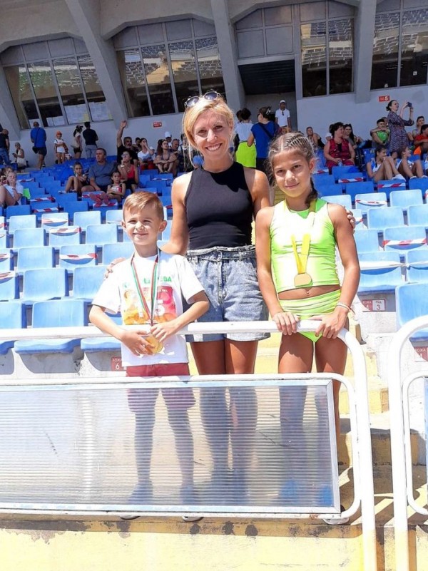 Казанлъшките лекоатлети отново сред най-добрите от над 400 спортисти