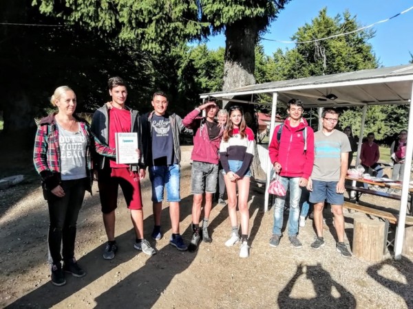 „Светлини сред сенките” стават на седемнайсет