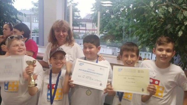 ИКТ Център стана на 7! Запишете се за Академията по програмиране и роботика 2020-2021