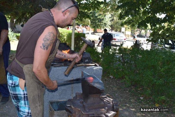Дни на изкуствата и занаятите в Шипка. Майстори показват умения и сръчност