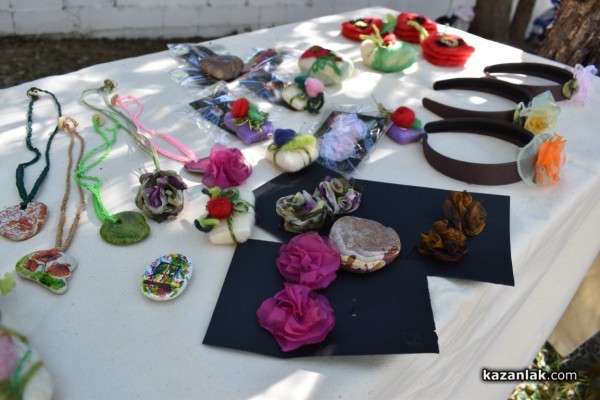 Дни на изкуствата и занаятите в Шипка. Майстори показват умения и сръчност