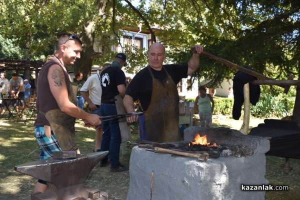 Дни на изкуствата и занаятите в Шипка. Майстори показват умения и сръчност