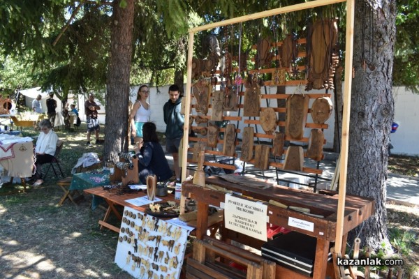 Дни на изкуствата и занаятите в Шипка. Майстори показват умения и сръчност