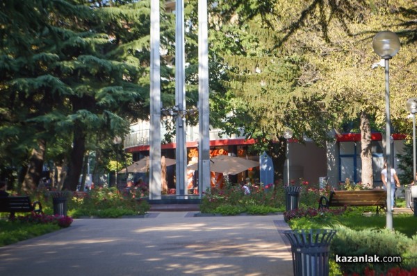 Сладкарница “Неделя“ отвори врати в Казанлък