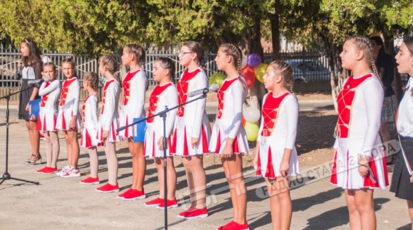 Министърът на образованието откри новата учебна година в Николаево