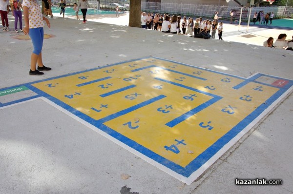 С изцяло обновена спортна база започна учебната година в СУ „Екзарх Антим I“ 