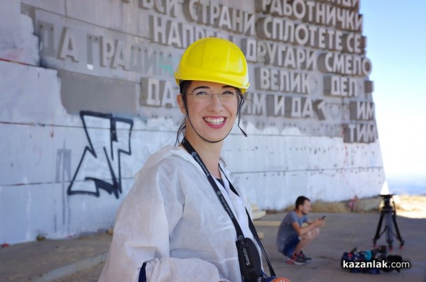 Консервация на мозайките в паметника Бузлуджа