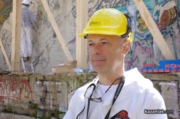 Навес ще пази мозайките в паметника Бузлуджа