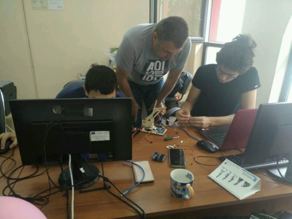 2020 причини децата да учат роботика в безплатните онлайн Робо Дни