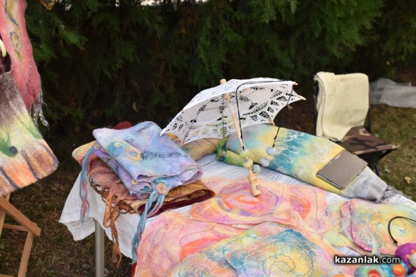 Творчество и музика събра градината на музей “Чудомир“