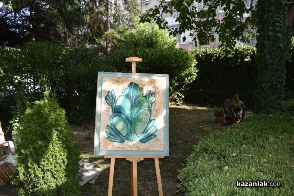 Творчество и музика събра градината на музей “Чудомир“