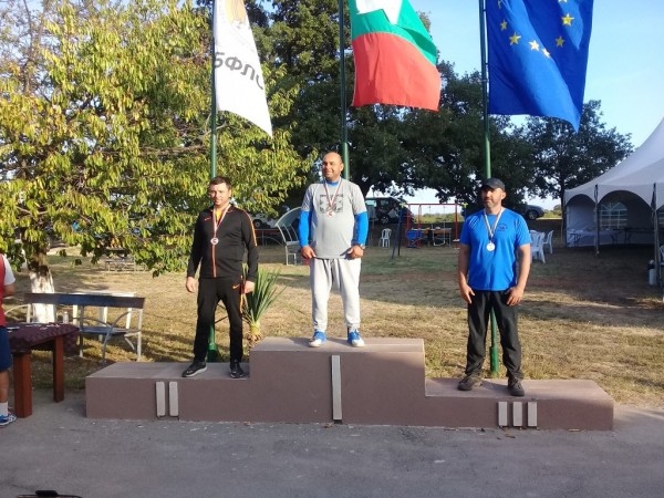 Казанлъшките стрелци с републикански и вицерепубликански титли