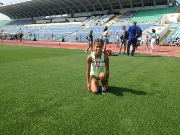 Златната ни лекоатлетка Мария с нови успехи