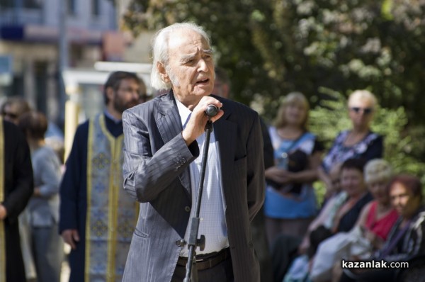 Кметът на Казанлък: Казанлъчани носят Деня на независимостта в сърцата си