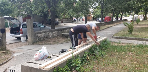 Кметство и жители - ръка за ръка ремонтират и обновяват село Розово