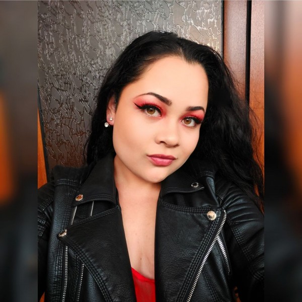 Ликовете на Левски, Ботев и Стефан Караджа грейнаха на ограда в Павел баня