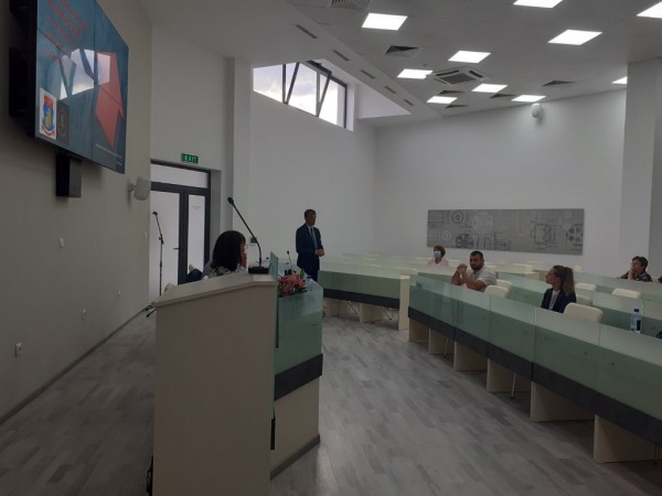 Новият програмен период на ЕС изисква единство и кооперация между община, бизнес и НПО