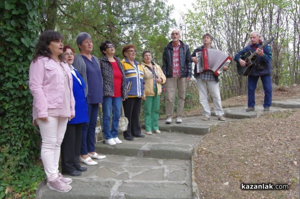 В деня на музиката откриха информационна табела, която разказва за композитора Емануил Манолов