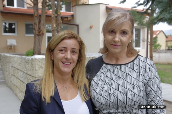 Семейството на СНЦ “Оптима“ се нанася в новия си дом в с. Дунавци