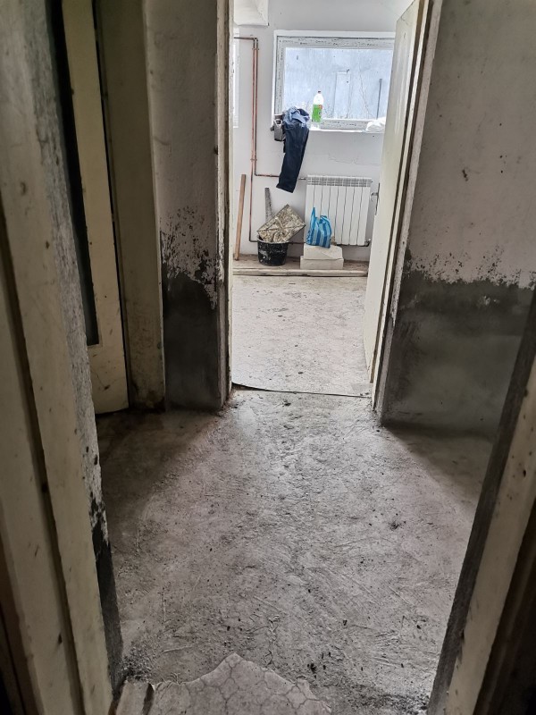 Семейството на СНЦ “Оптима“ се нанася в новия си дом в с. Дунавци