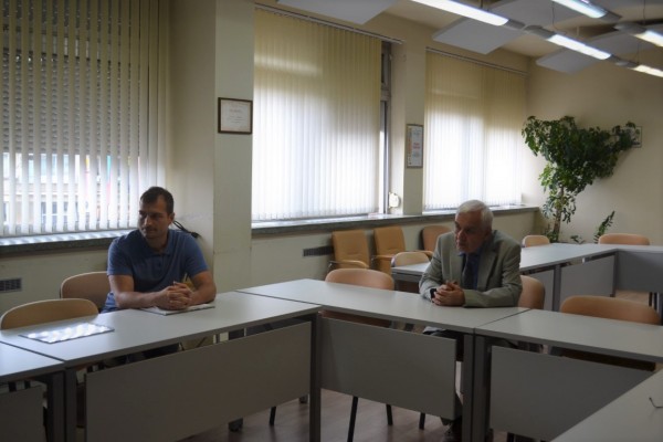 Кметът на Казанлък потърси мнението на Теодосий Теодосиев и младежки НПО-та за новата Академия за детски таланти в Розово