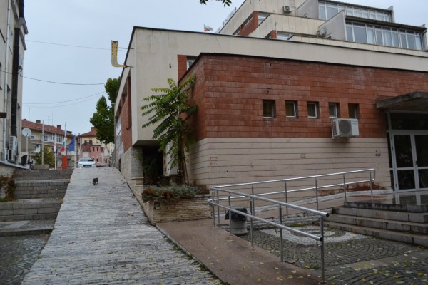 Почетен плакет и 7 сертификата за Община Казанлък за достъпна среда от Комисията за защита от дискриминация