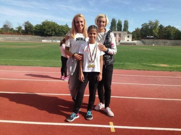 8 златни, 3 сребърни и 5 бронзови медала спечелиха малките атлети на СКА “Пендарева“