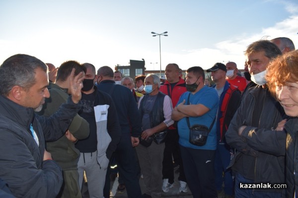 Рибари излязоха на протест