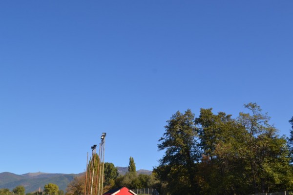 Нова оградна мрежа на стадион „Севтополис“