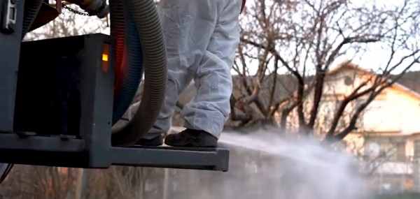 Пълна дезинфекция на два квартала в Казанлък