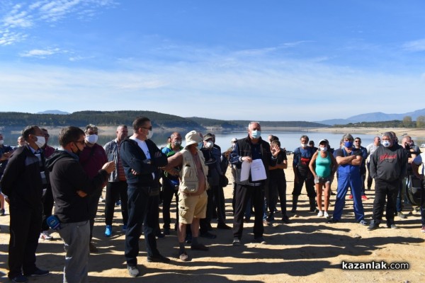 Рибари гласуваха правилата за риболов на язовир Копринка