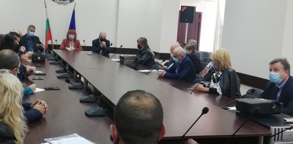 В Старозагорско няма нужда от изцяло дистанционно обучение