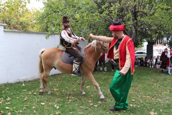 Казанлъшка рок банда възпя шипченски хайдутин. Предстои да излезе и видеоклип